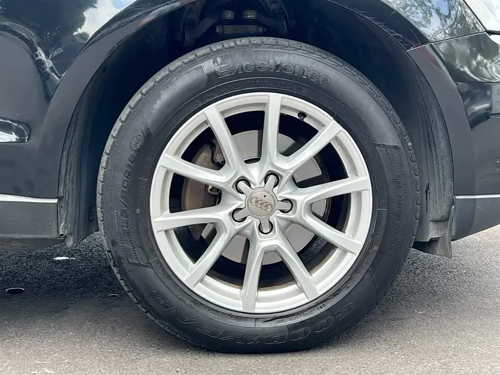 2012 Audi Q5 2.0T 211HP L4 8AT,autocango,china used car exporter,china ev exporter,chinese used car exporter,chinese used ev exporter