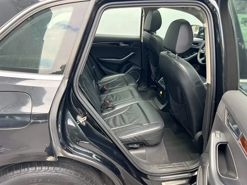 2012 Audi Q5 2.0T 211HP L4 8AT,autocango,china used car exporter,china ev exporter,chinese used car exporter,chinese used ev exporter