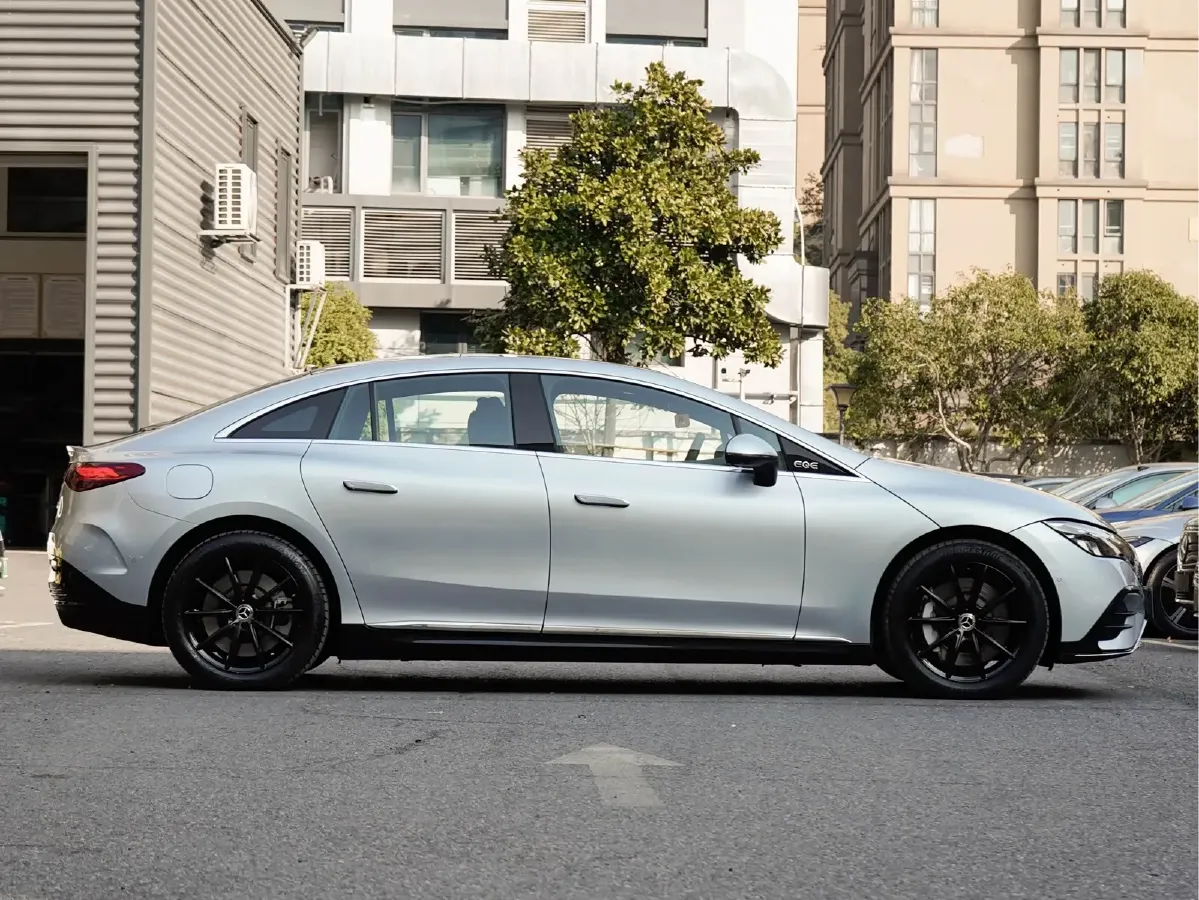 2022 Mercedes-Benz EQE Class BEV 96.1KWH,autocango,china used car exporter,china ev exporter,chinese used car exporter,chinese used ev exporter