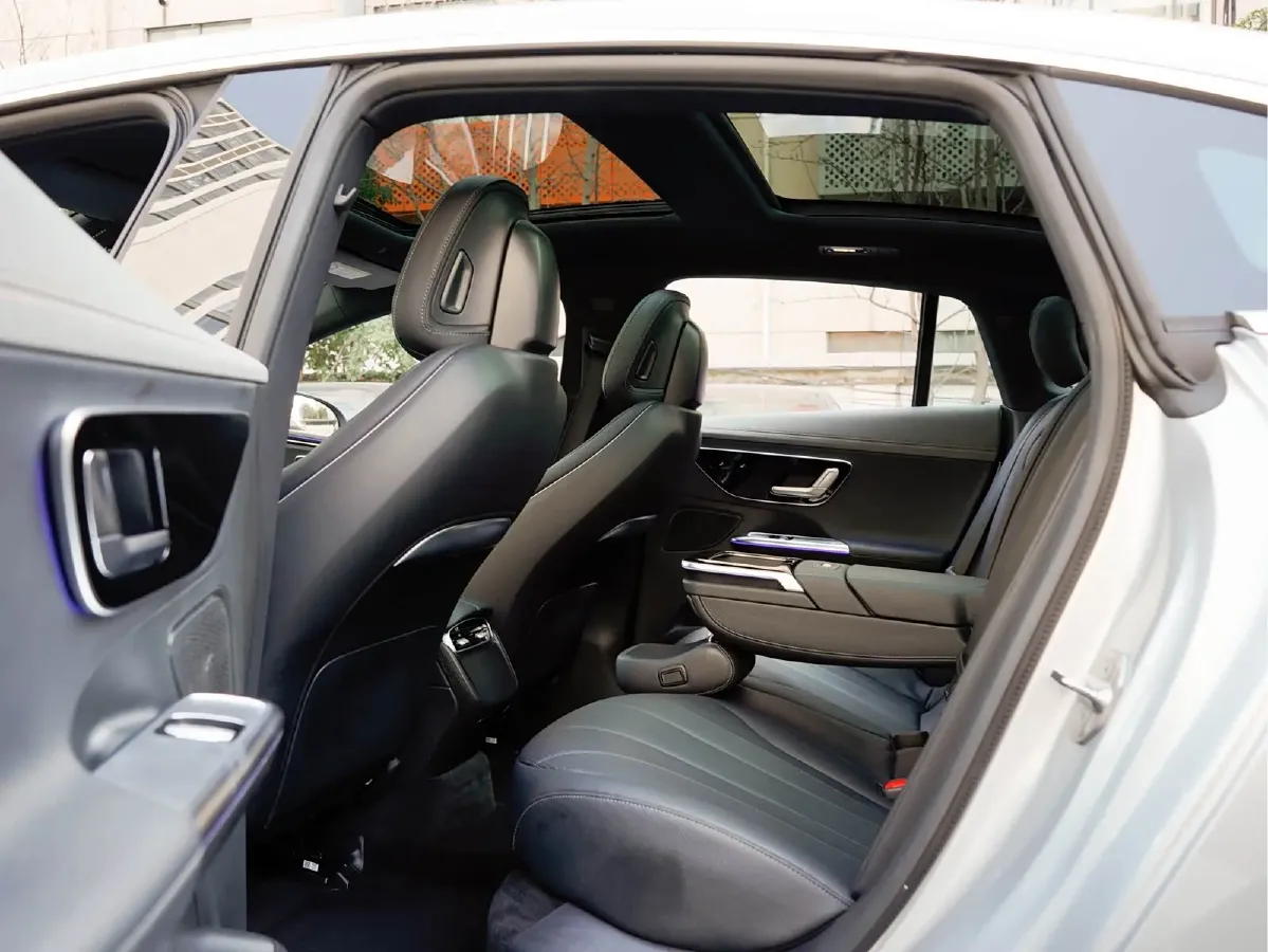 2022 Mercedes-Benz EQE Class BEV 96.1KWH,autocango,china used car exporter,china ev exporter,chinese used car exporter,chinese used ev exporter