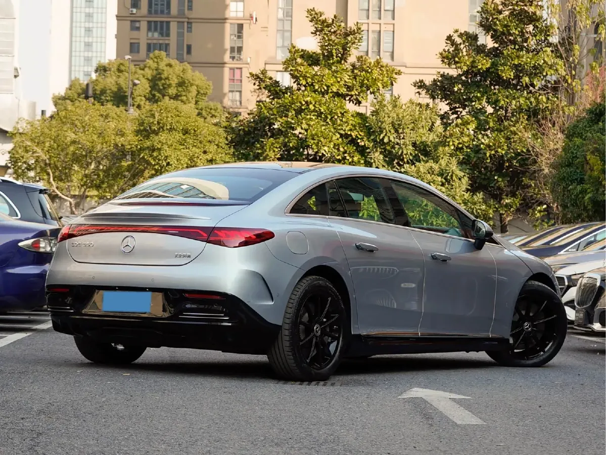 2022 Mercedes-Benz EQE Class BEV 96.1KWH,autocango,china used car exporter,china ev exporter,chinese used car exporter,chinese used ev exporter