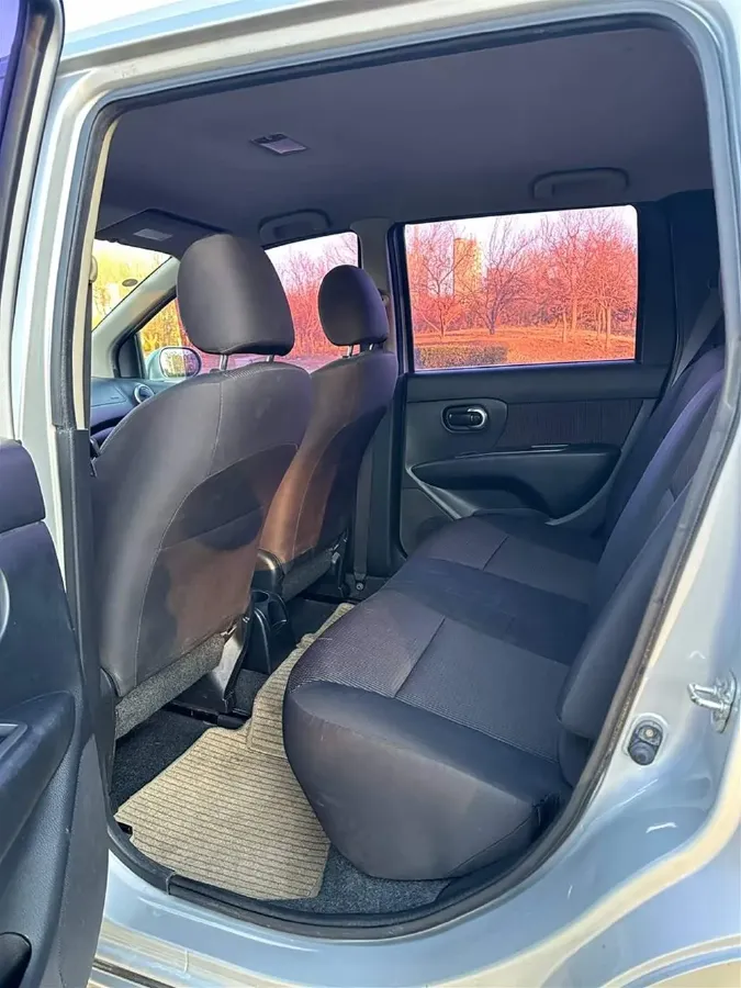 2010 Nissan Livina 1.6L 105HP L4 4AT,autocango,china used car exporter,china ev exporter,chinese used car exporter,chinese used ev exporter