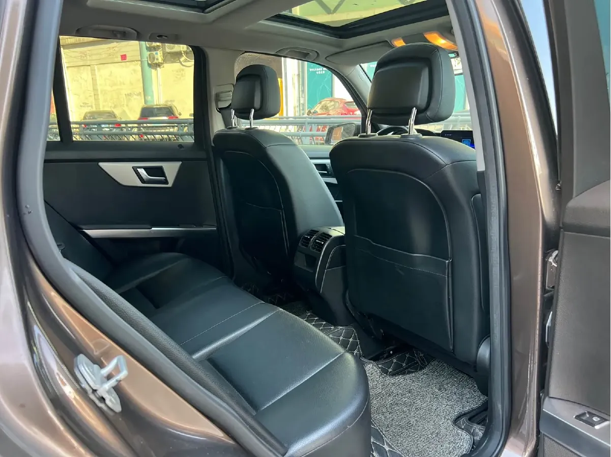 2013 Mercedes-Benz GLK Class 3.0L 245HP V6 7AT,autocango,china used car exporter,china ev exporter,chinese used car exporter,chinese used ev exporter