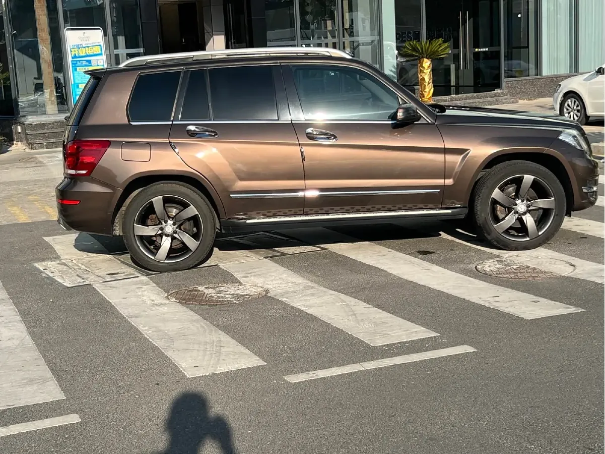 2013 Mercedes-Benz GLK Class 3.0L 245HP V6 7AT,autocango,china used car exporter,china ev exporter,chinese used car exporter,chinese used ev exporter