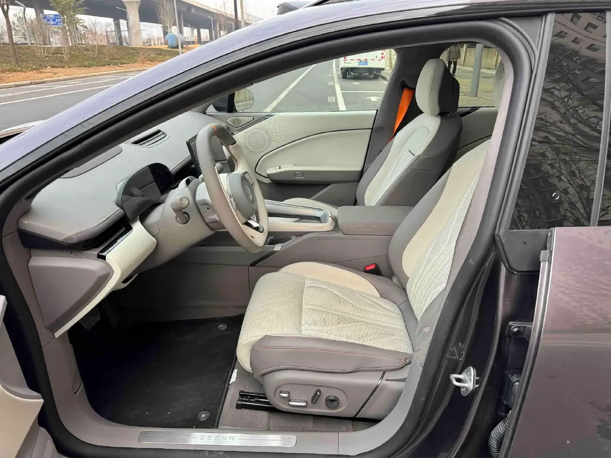 2025 Zeekr 007GT BEV 75KWH,autocango,china used car exporter,china ev exporter,chinese used car exporter,chinese used ev exporter