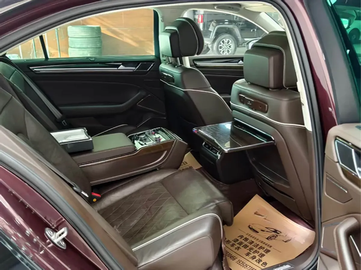 2016 Volkswagen Phideon 2.0T 224HP L4 7DCT,autocango,china used car exporter,china ev exporter,chinese used car exporter,chinese used ev exporter