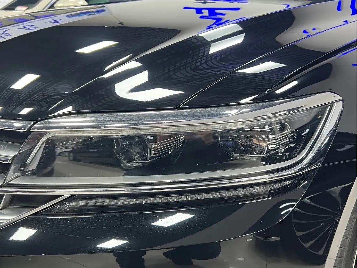 2016 Volkswagen Phideon 2.0T 224HP L4 7DCT,autocango,china used car exporter,china ev exporter,chinese used car exporter,chinese used ev exporter