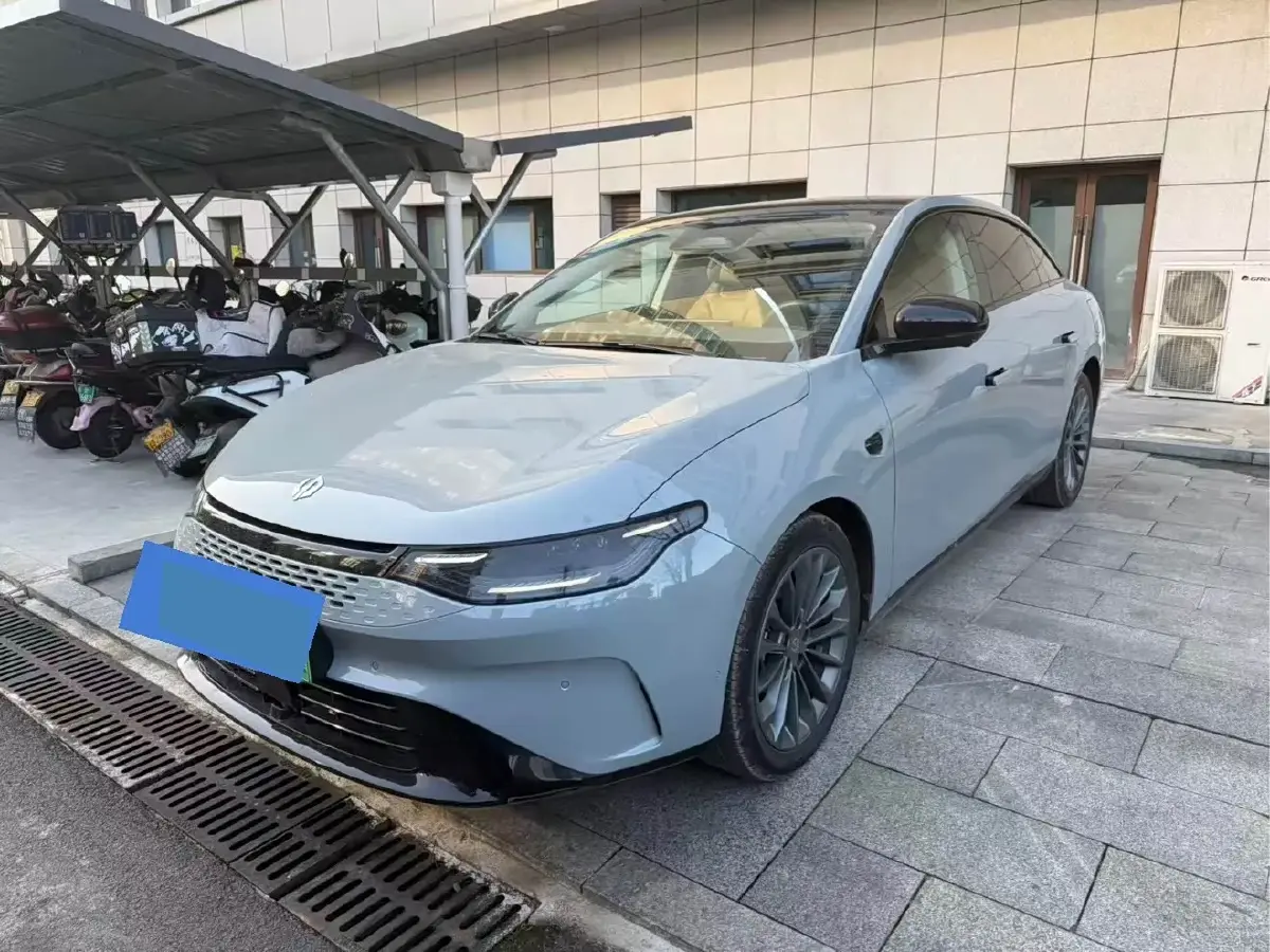 2024 Leapmotor C01 1.5L 95HP L4 REEV 43.7KWH