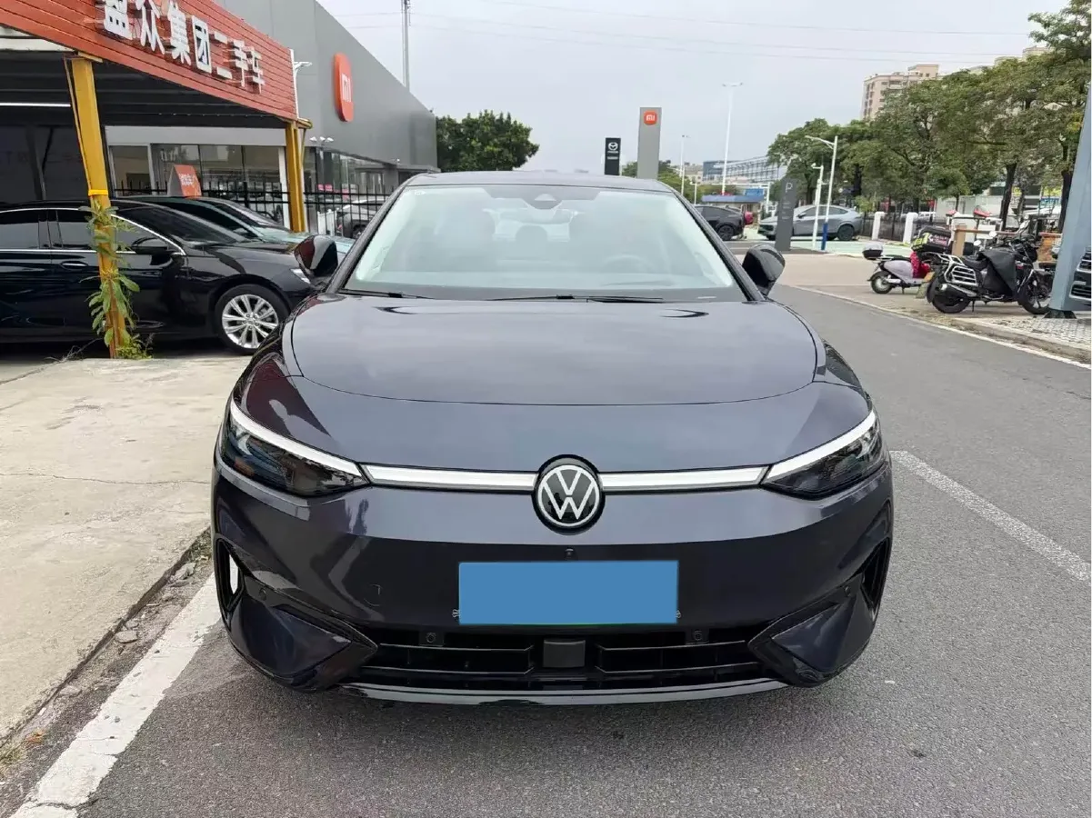 2024 Volkswagen ID.7 Vizzion BEV 84.8KWH,autocango,china used car exporter,china ev exporter,chinese used car exporter,chinese used ev exporter