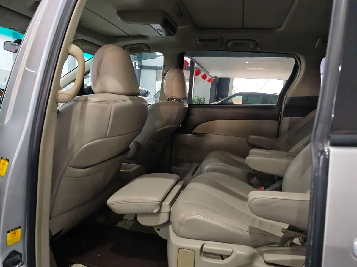 2012 Toyota Previa 2.4L 170HP L4 CVT,autocango,china used car exporter,china ev exporter,chinese used car exporter,chinese used ev exporter