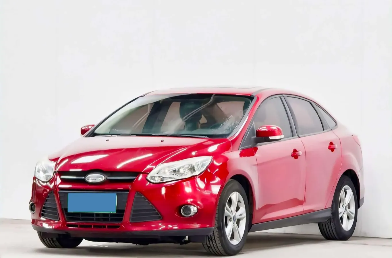 2012 Ford Focus 1.6L 125HP L4 6DCT,autocango,china used car exporter,china ev exporter,chinese used car exporter,chinese used ev exporter