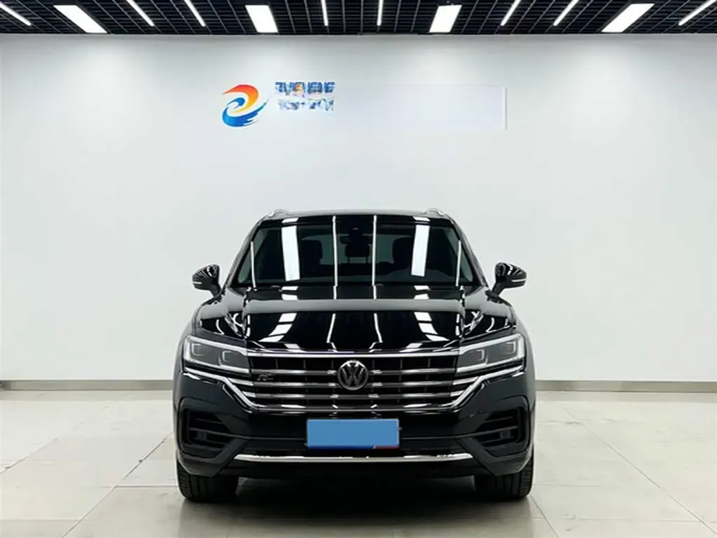 2019 Volkswagen Touareg 3.0T 340HP V6 8AT,autocango,china used car exporter,china ev exporter,chinese used car exporter,chinese used ev exporter