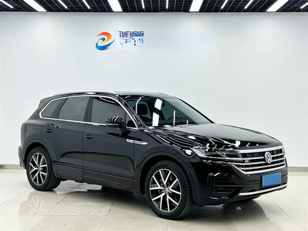 2019 Volkswagen Touareg 3.0T 340HP V6 8AT,autocango,china used car exporter,china ev exporter,chinese used car exporter,chinese used ev exporter
