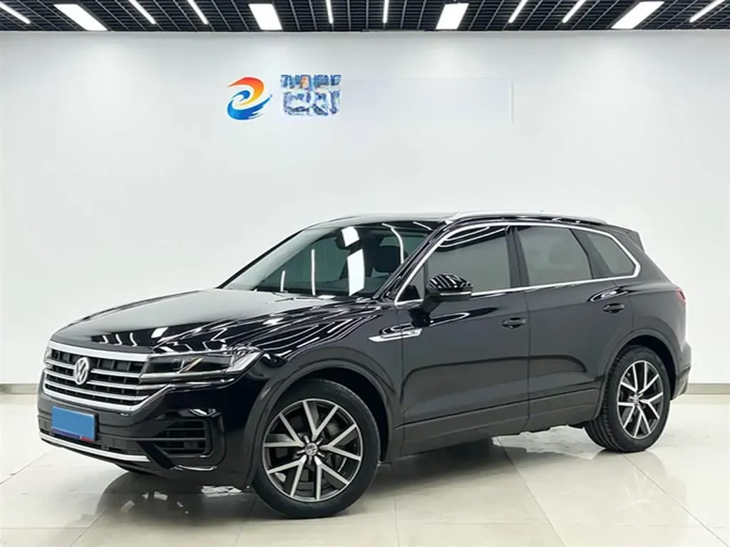2019 Volkswagen Touareg 3.0T 340HP V6 8AT,autocango,china used car exporter,china ev exporter,chinese used car exporter,chinese used ev exporter