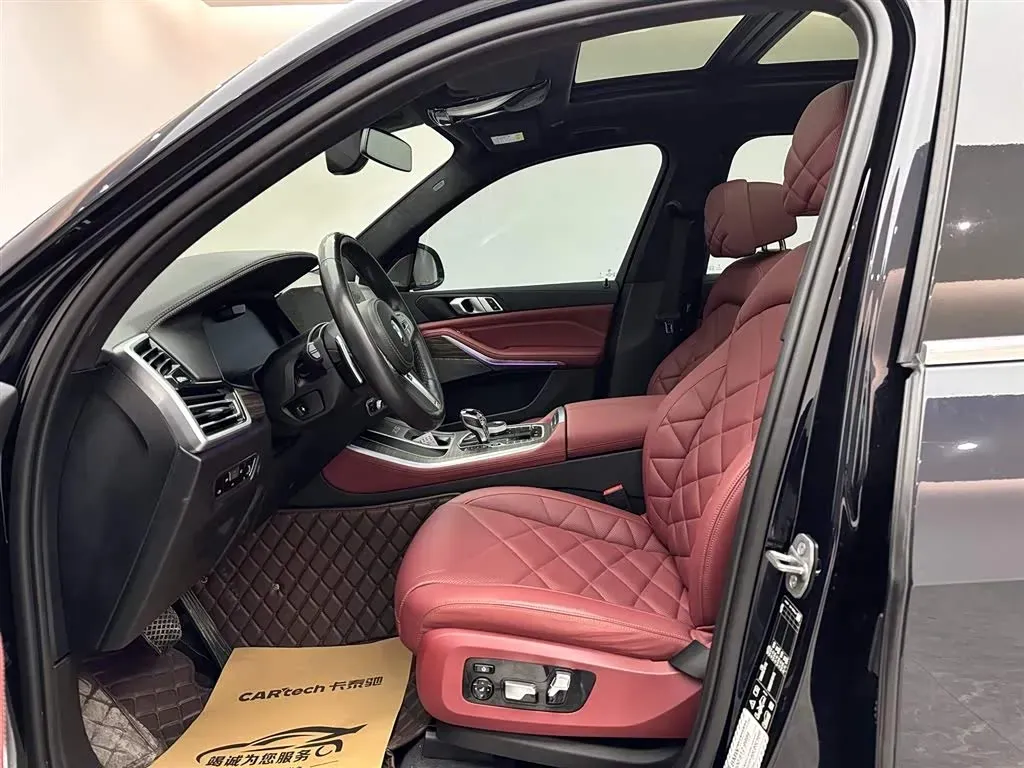 2022 BMW X5 3.0T 333HP L6 8AT,autocango,china used car exporter,china ev exporter,chinese used car exporter,chinese used ev exporter