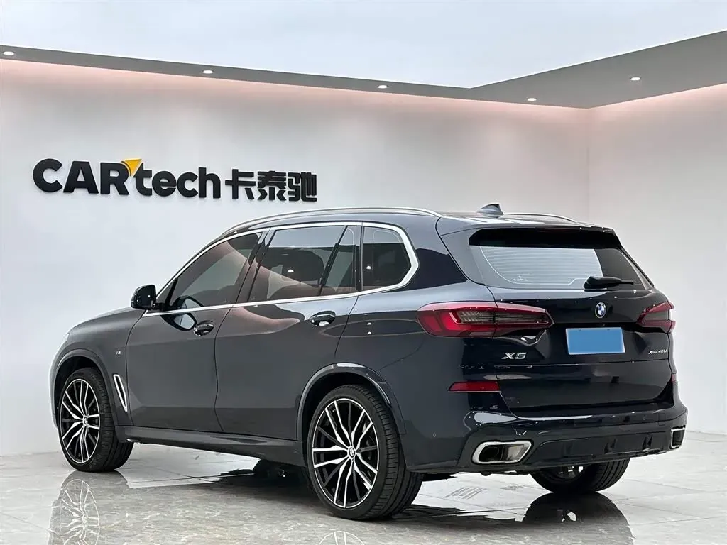 2022 BMW X5 3.0T 333HP L6 8AT,autocango,china used car exporter,china ev exporter,chinese used car exporter,chinese used ev exporter