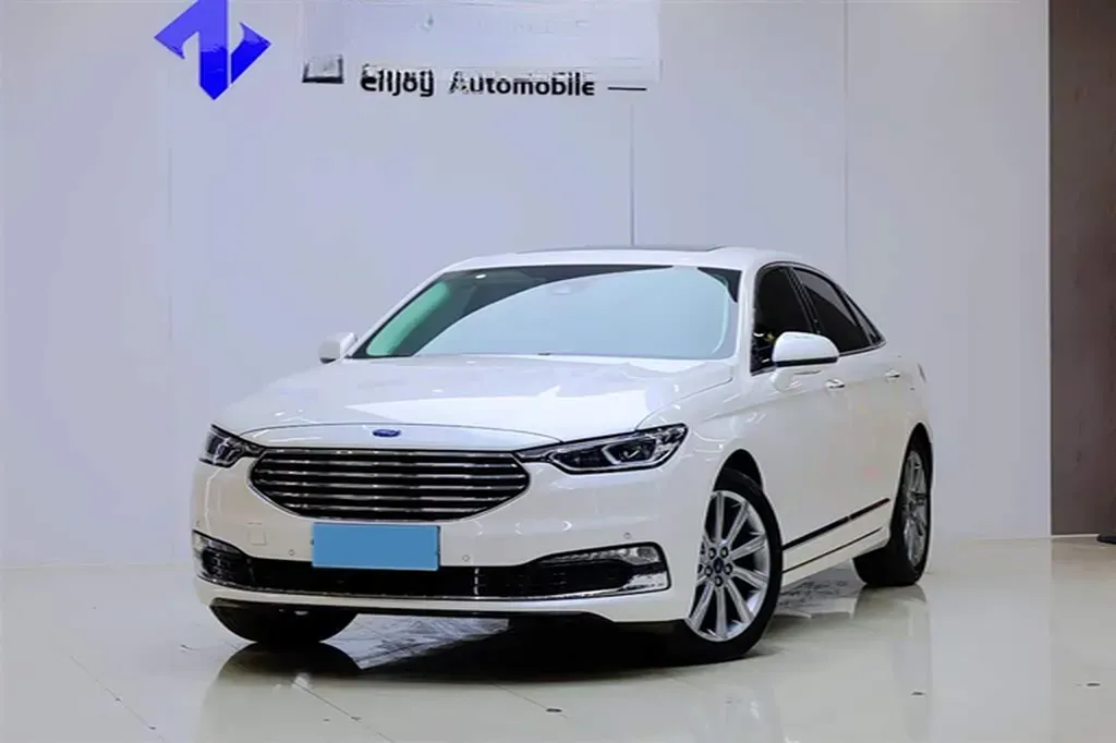 2019 Ford Taurus 2.0T 245HP L4 8AT,autocango,china used car exporter,china ev exporter,chinese used car exporter,chinese used ev exporter