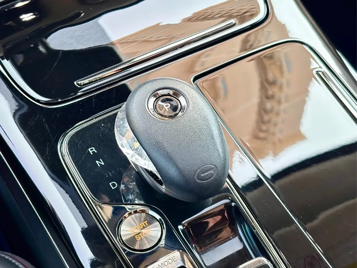 2023 GAC Trumpchi E9 2.0T 190HP L4 2DHT PHEV 25.57KWH,autocango,china used car exporter,china ev exporter,chinese used car exporter,chinese used ev exporter