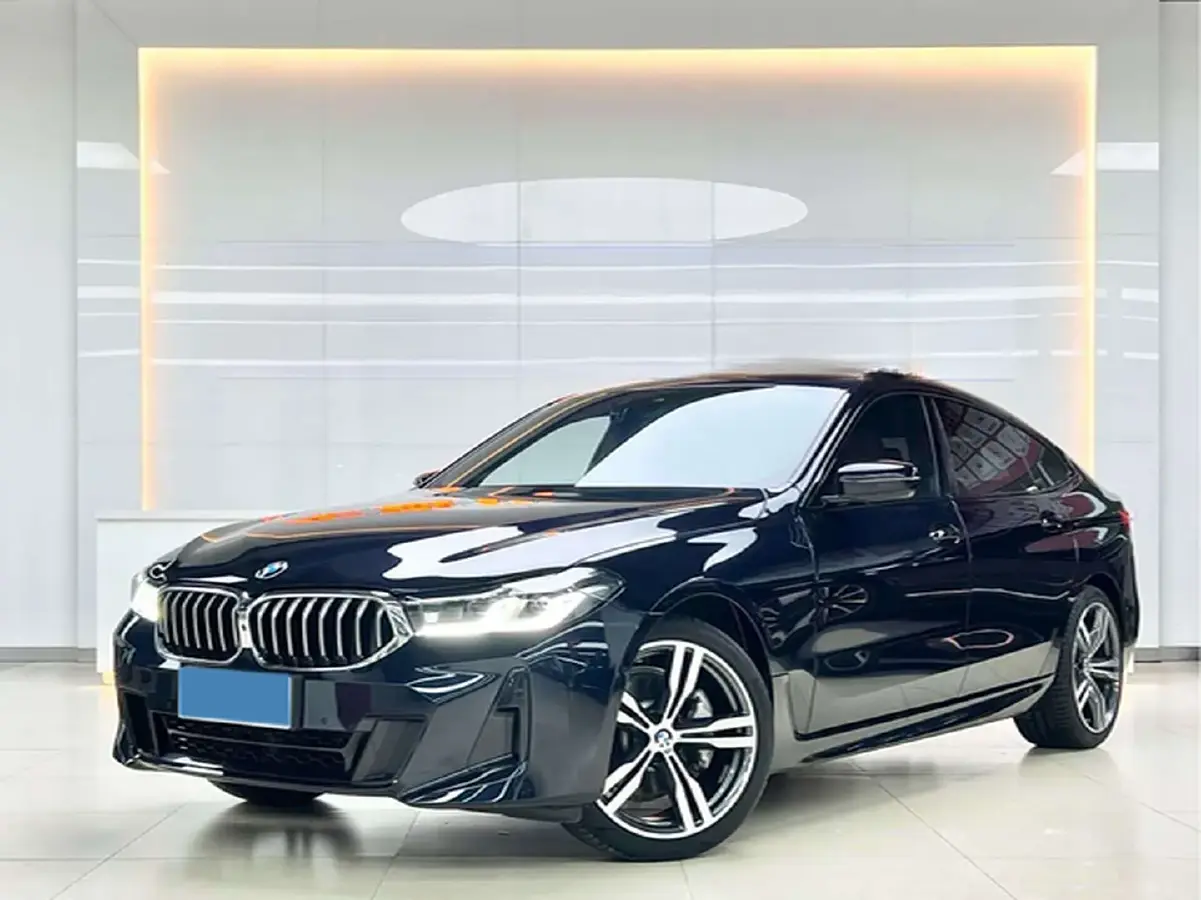 2022 BMW 6 Series GT 2.0T 245HP L4 8AT