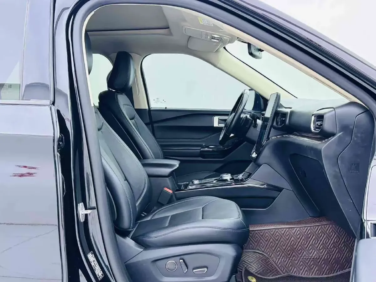 2020 Ford Explorer 2.3T 276HP L4 10AT,autocango,china used car exporter,china ev exporter,chinese used car exporter,chinese used ev exporter