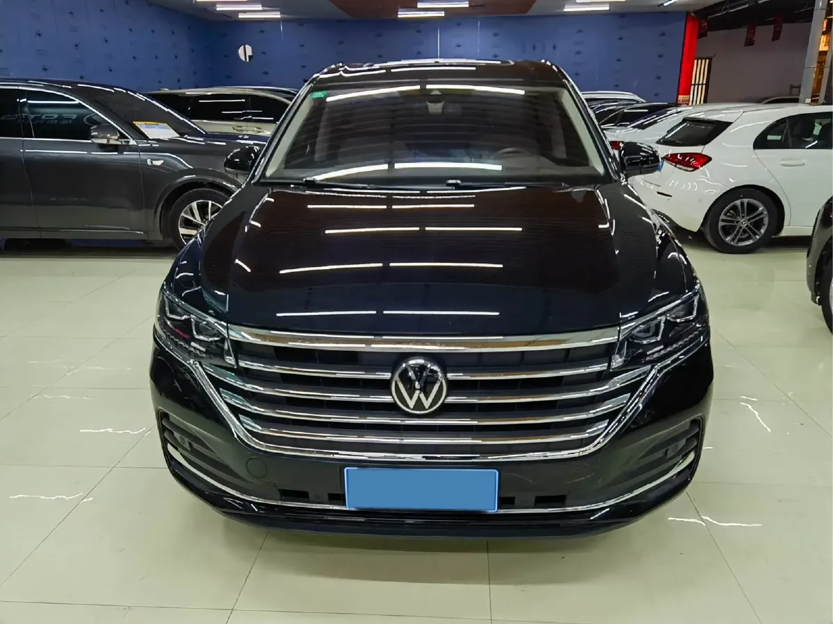 2022 Volkswagen Viloran 2.0T 220HP L4 7DCT,autocango,china used car exporter,china ev exporter,chinese used car exporter,chinese used ev exporter