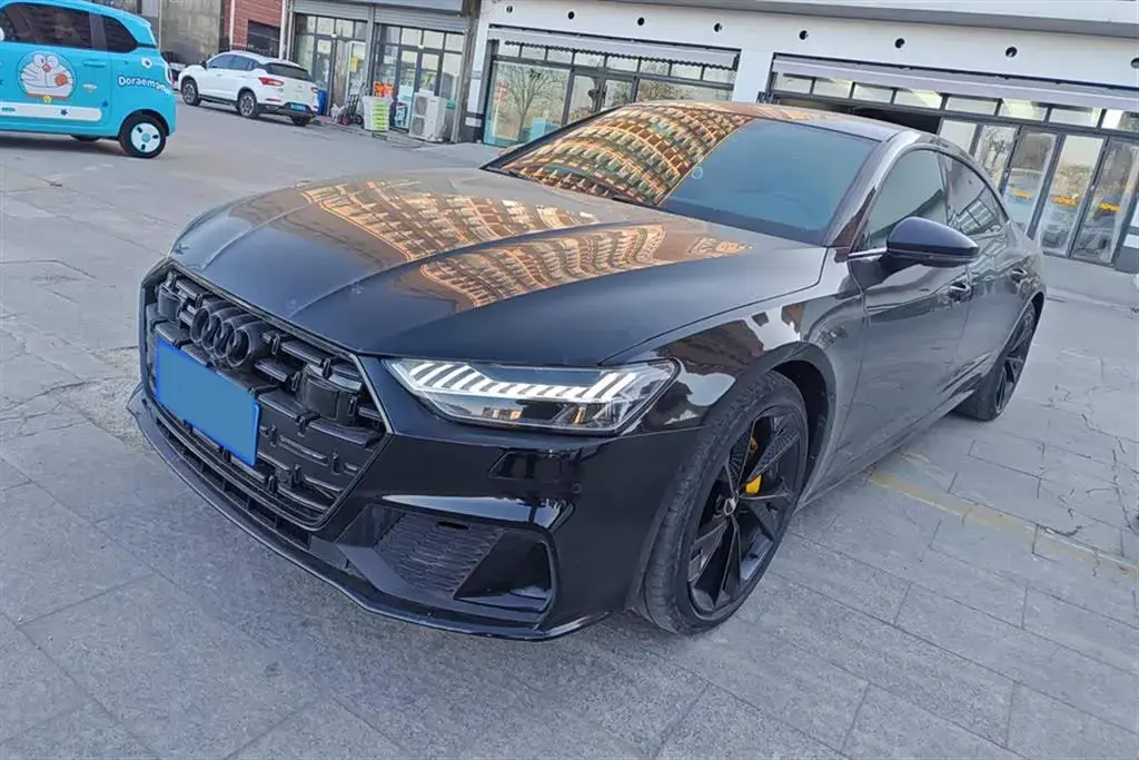 2022 Audi A7L 2.0T 245HP L4 7DCT