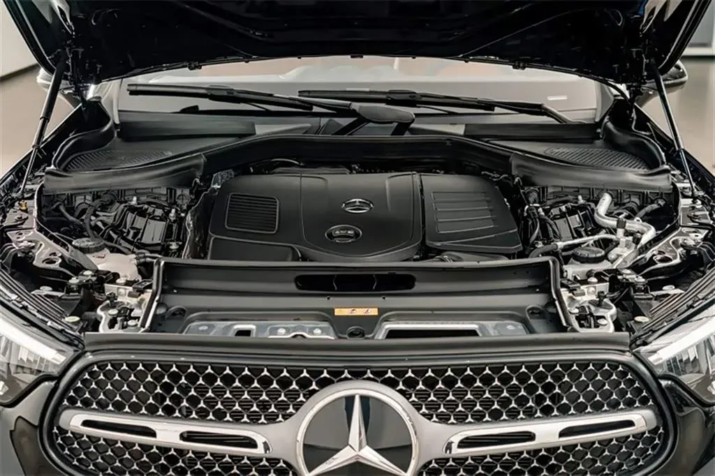 2025 Mercedes-Benz GLC Class 2.0T 258HP L4 9AT,autocango,china used car exporter,china ev exporter,chinese used car exporter,chinese used ev exporter