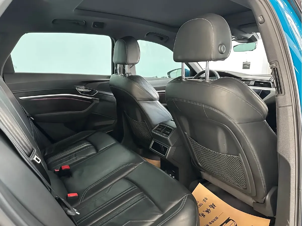 2019 Audi e-tron 2AT BEV 95KWH,autocango,china used car exporter,china ev exporter,chinese used car exporter,chinese used ev exporter