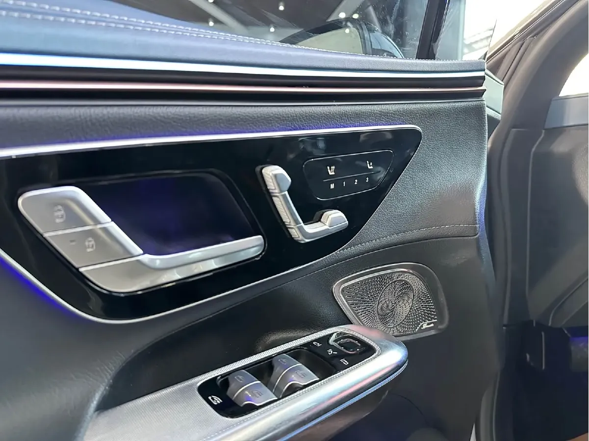 2022 Mercedes-Benz EQE Class BEV 96.1KWH,autocango,china used car exporter,china ev exporter,chinese used car exporter,chinese used ev exporter