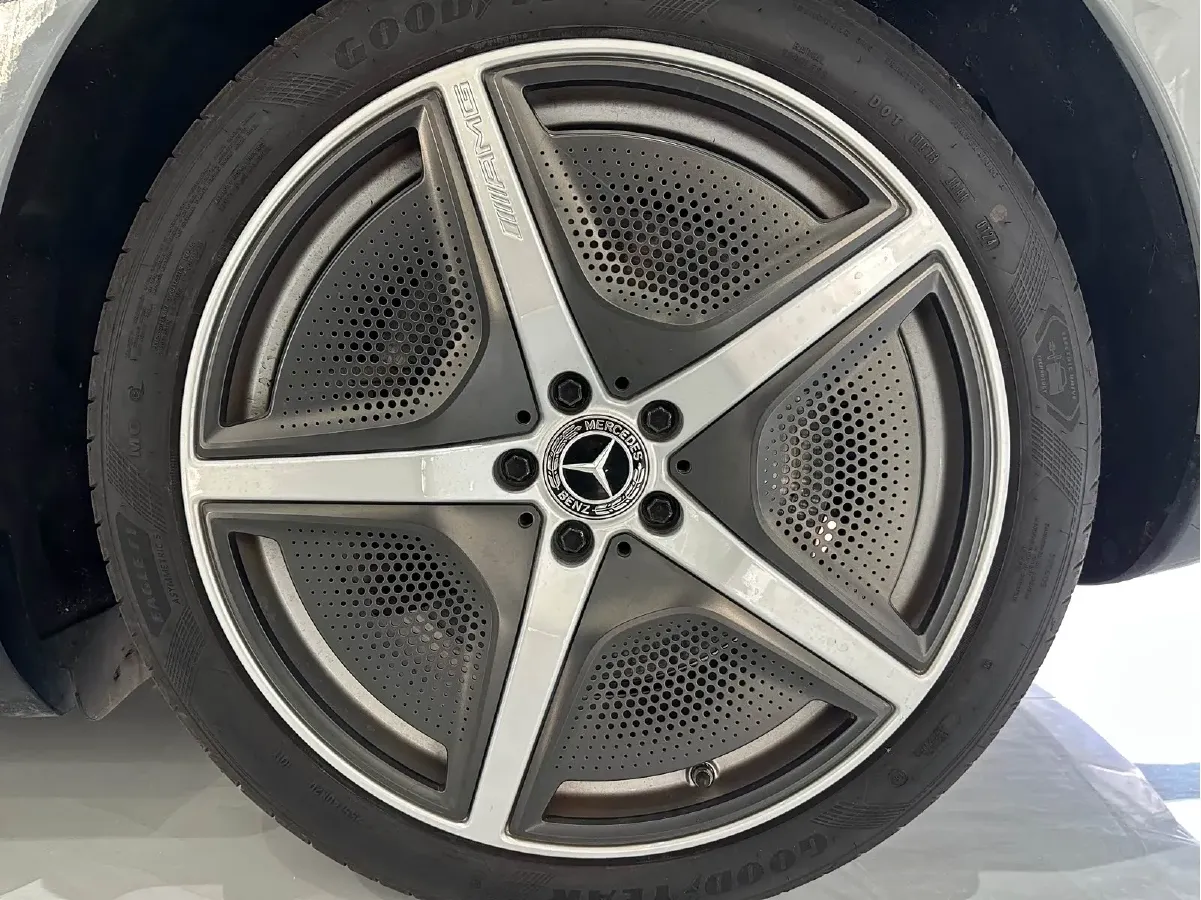 2022 Mercedes-Benz EQE Class BEV 96.1KWH,autocango,china used car exporter,china ev exporter,chinese used car exporter,chinese used ev exporter