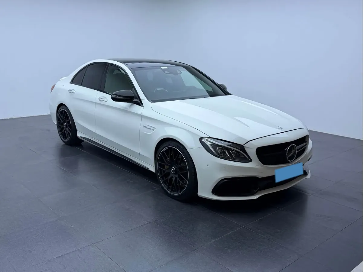 2015 Mercedes-Benz C AMG 4.0T 510HP V8 7AT,autocango,china used car exporter,china ev exporter,chinese used car exporter,chinese used ev exporter