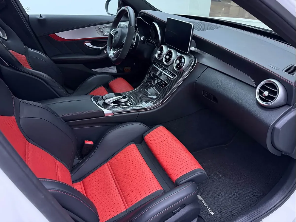 2015 Mercedes-Benz C AMG 4.0T 510HP V8 7AT,autocango,china used car exporter,china ev exporter,chinese used car exporter,chinese used ev exporter