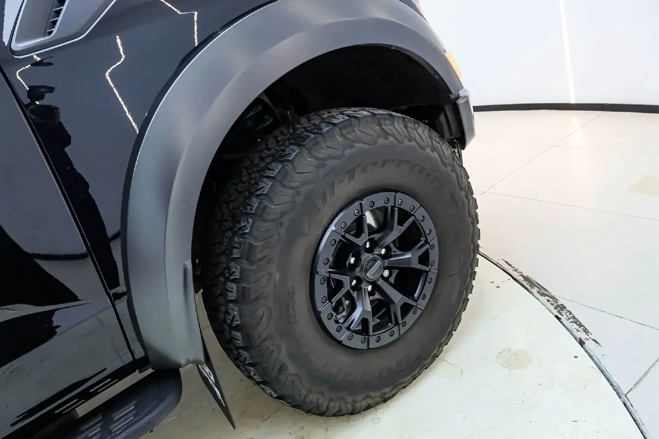 2023 Ford F-150 3.5T 423HP V6 10AT,autocango,china used car exporter,china ev exporter,chinese used car exporter,chinese used ev exporter