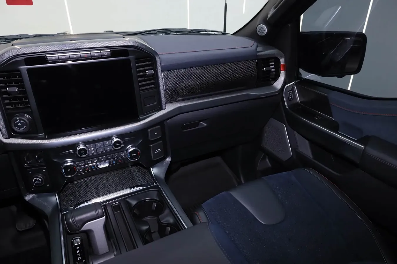 2023 Ford F-150 3.5T 423HP V6 10AT,autocango,china used car exporter,china ev exporter,chinese used car exporter,chinese used ev exporter