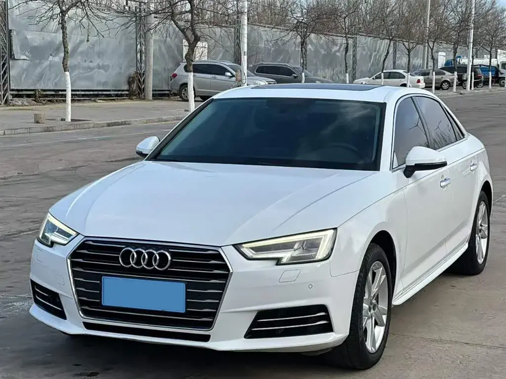 2018 Audi A4L 2.0T 190HP L4 7DCT