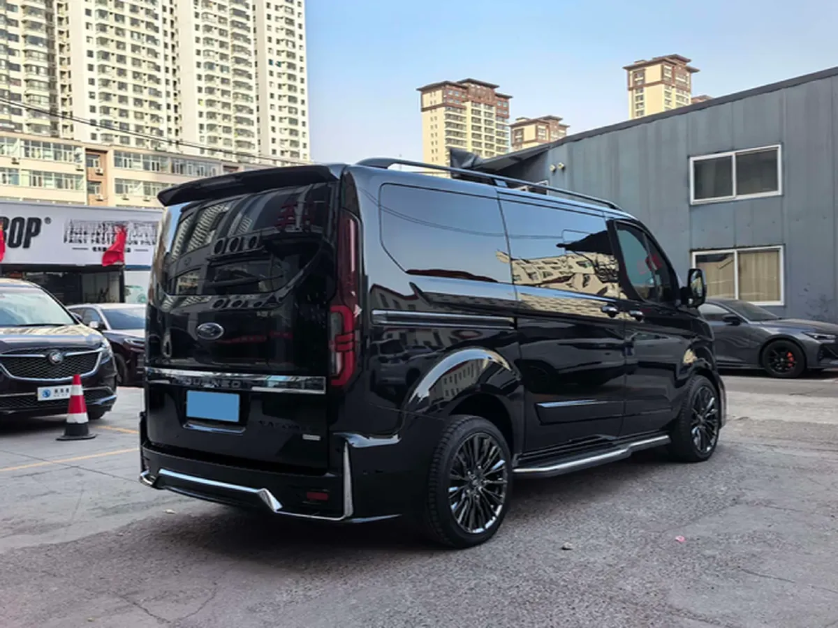 2024 Ford Tourneo 2.0T 220HP L4 9AT,autocango,china used car exporter,china ev exporter,chinese used car exporter,chinese used ev exporter