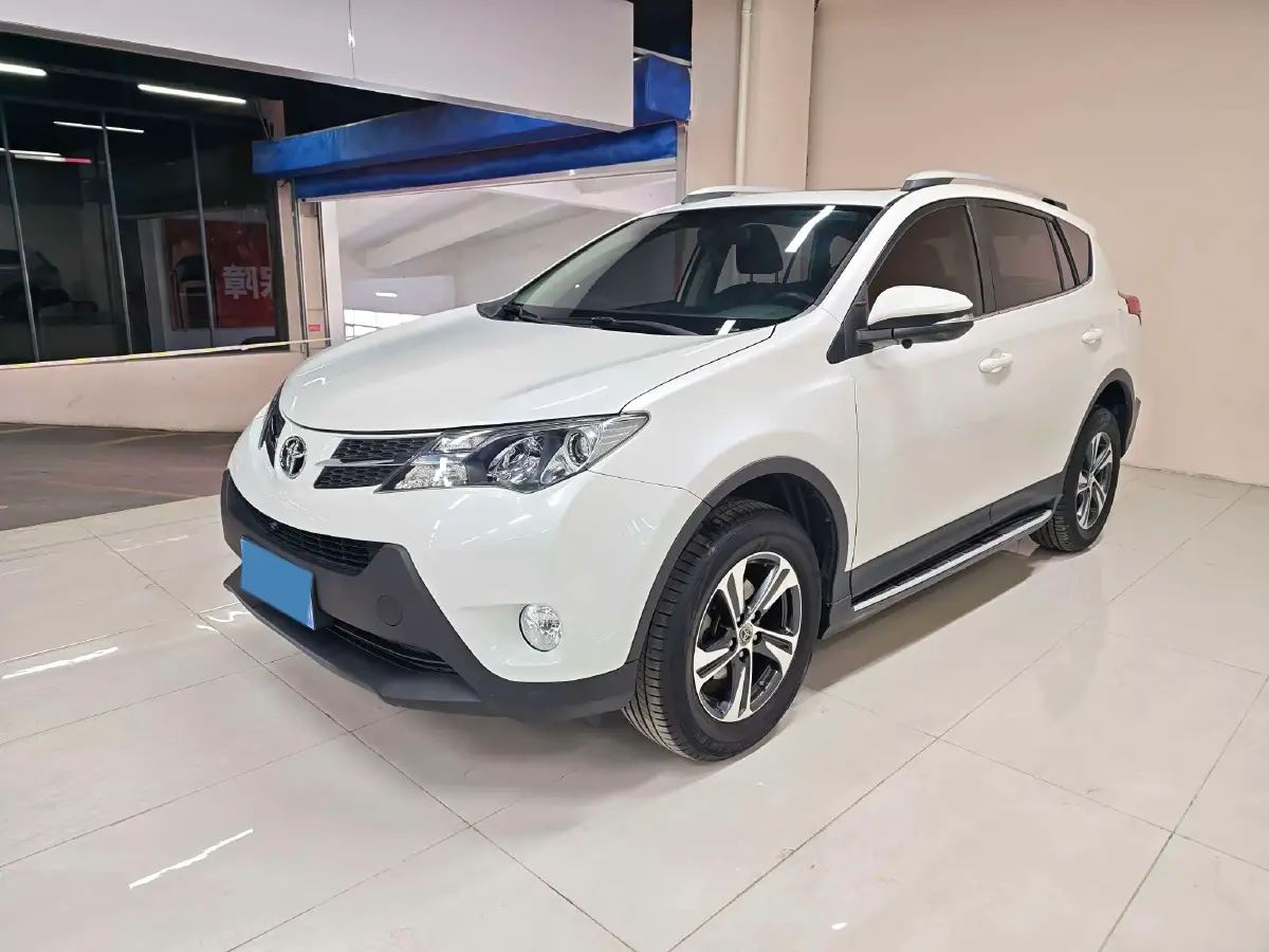 2015 Toyota RAV4 2.0L 147HP L4 CVT