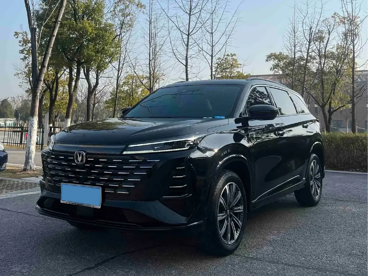 2024 ChangAn CS75 Plus 1.5T 188HP L4 8AT