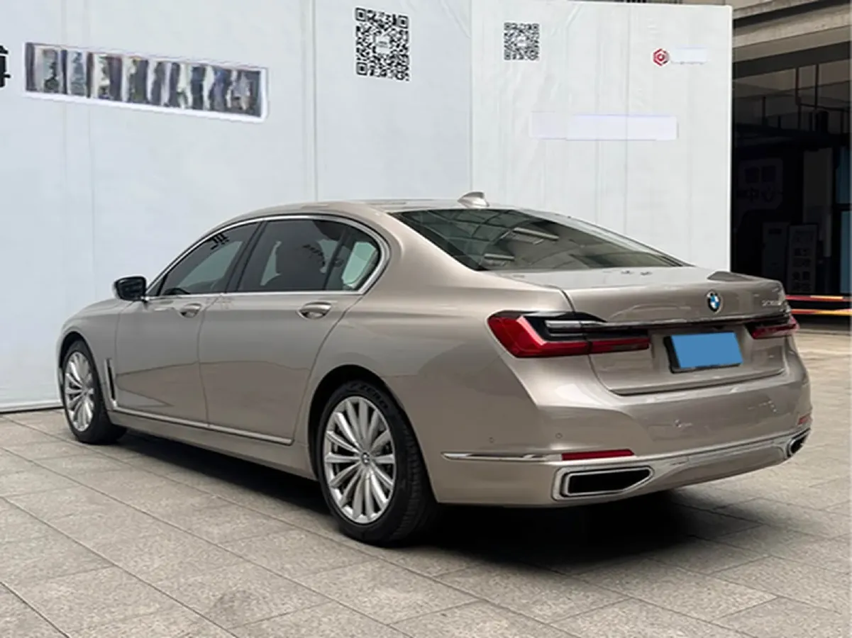 2021 BMW 7 Series 2.0T 265HP L4 8AT,autocango,china used car exporter,china ev exporter,chinese used car exporter,chinese used ev exporter