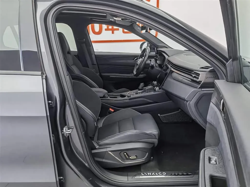 2023 LYNK&CO 01 EM-P 1.5T 150HP L3 3DHT PHEV 17.7KWH,autocango,china used car exporter,china ev exporter,chinese used car exporter,chinese used ev exporter