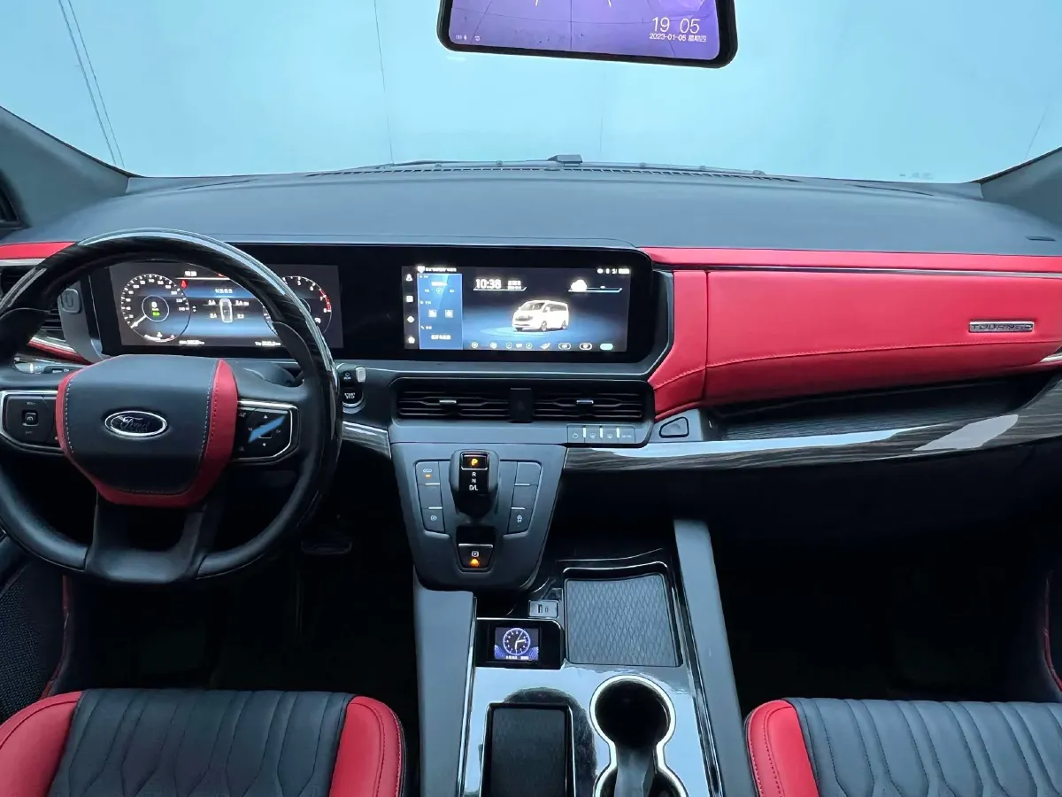 2024 Ford Tourneo 2.0T 220HP L4 9AT,autocango,china used car exporter,china ev exporter,chinese used car exporter,chinese used ev exporter