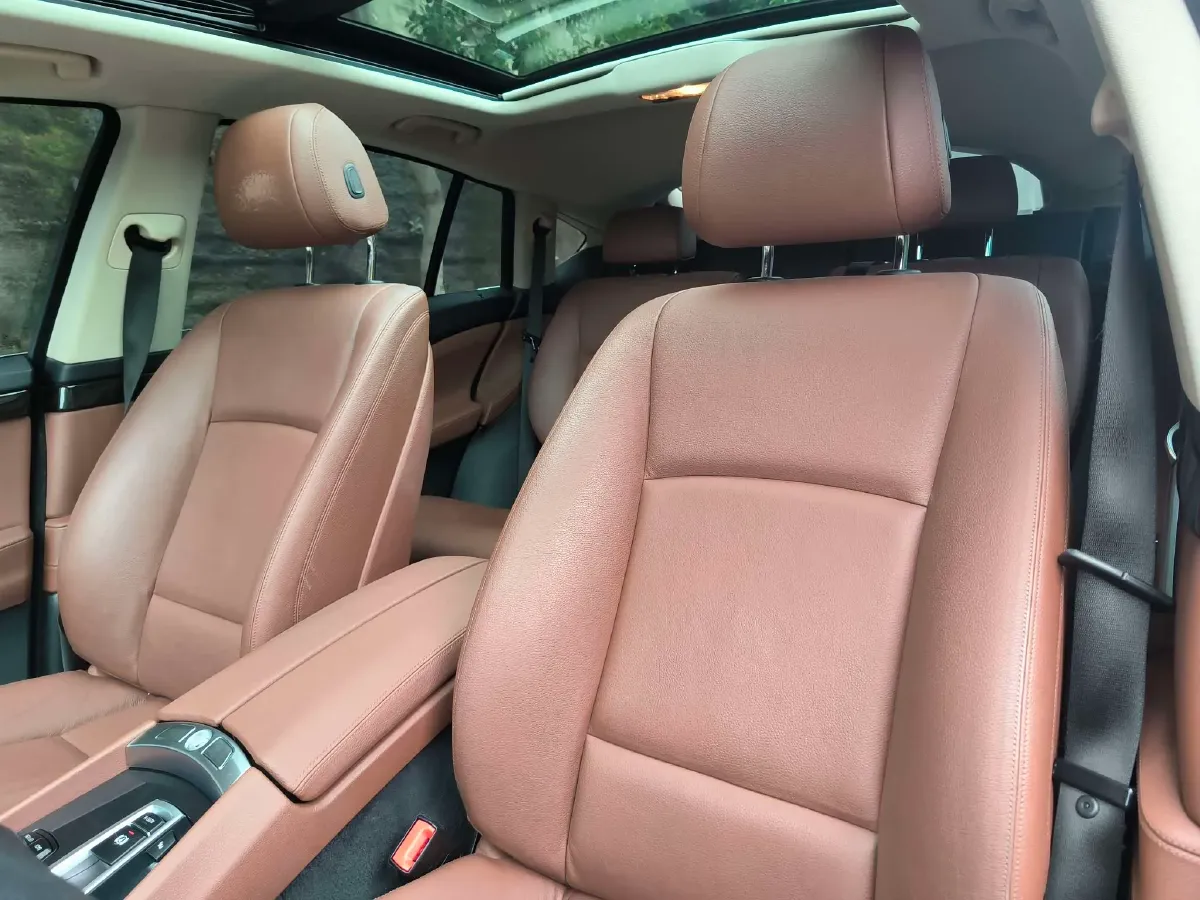 2015 BMW 5 Series GT 2.0T 245HP L4 8AT,autocango,china used car exporter,china ev exporter,chinese used car exporter,chinese used ev exporter