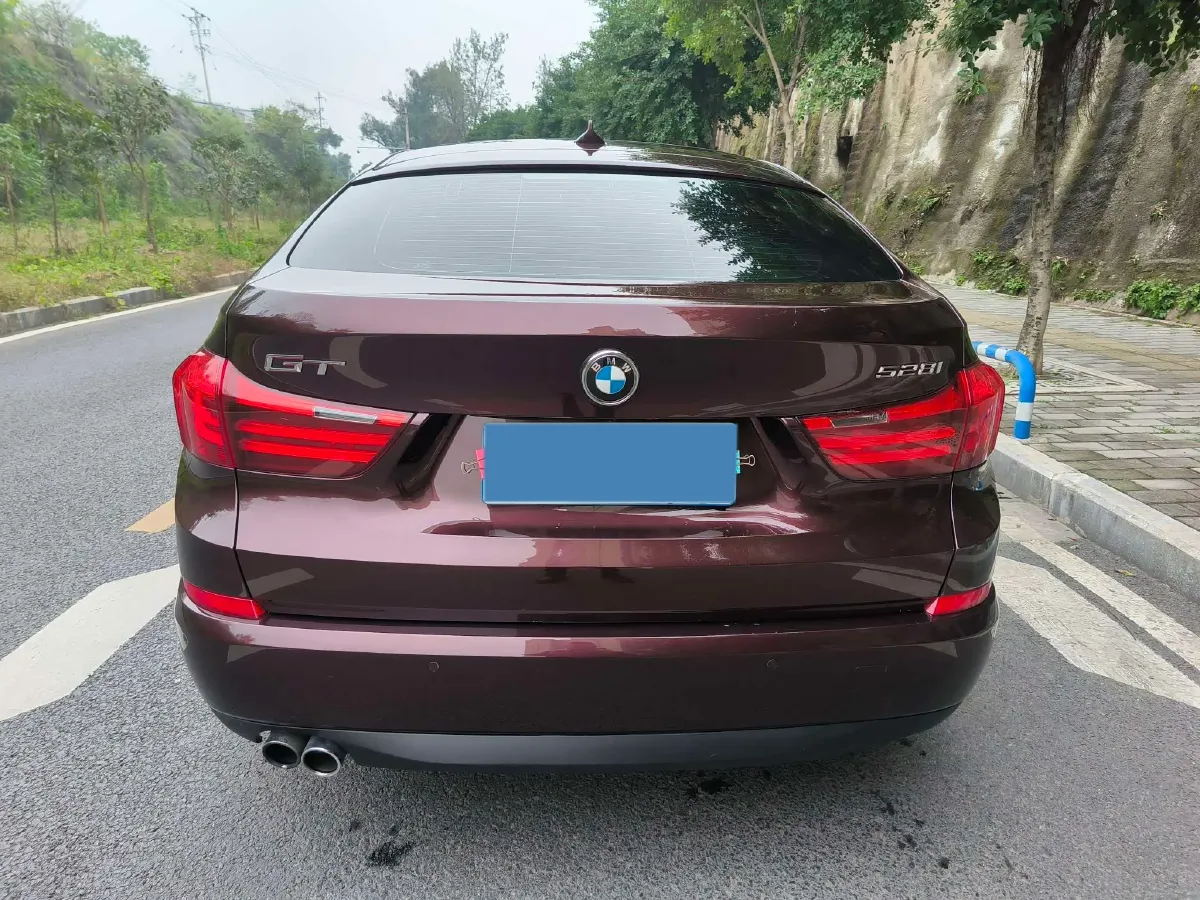 2015 BMW 5 Series GT 2.0T 245HP L4 8AT,autocango,china used car exporter,china ev exporter,chinese used car exporter,chinese used ev exporter