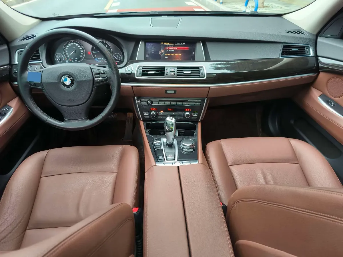 2015 BMW 5 Series GT 2.0T 245HP L4 8AT,autocango,china used car exporter,china ev exporter,chinese used car exporter,chinese used ev exporter