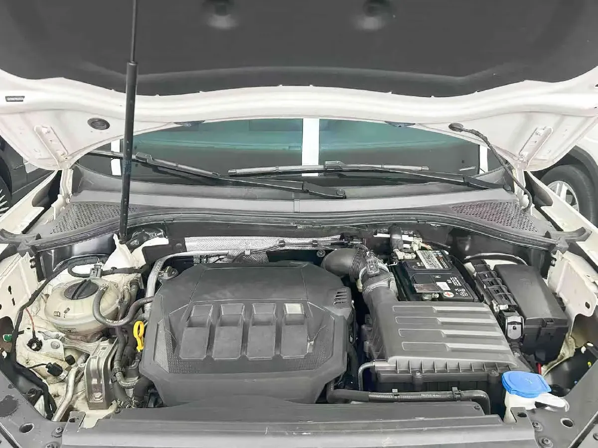 2022 Volkswagen Tiguan X 2.0T 186HP L4 7DCT,autocango,china used car exporter,china ev exporter,chinese used car exporter,chinese used ev exporter