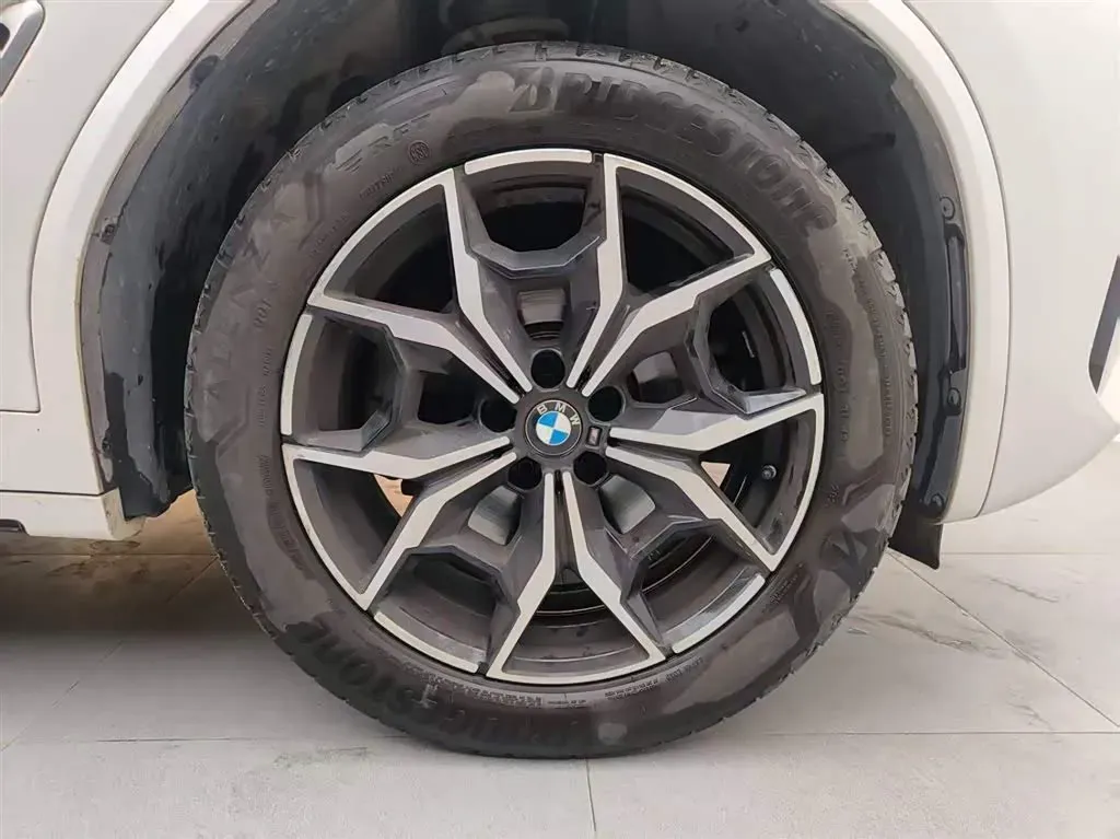 2023 BMW X3 2.0T 184HP L4 8AT,autocango,china used car exporter,china ev exporter,chinese used car exporter,chinese used ev exporter