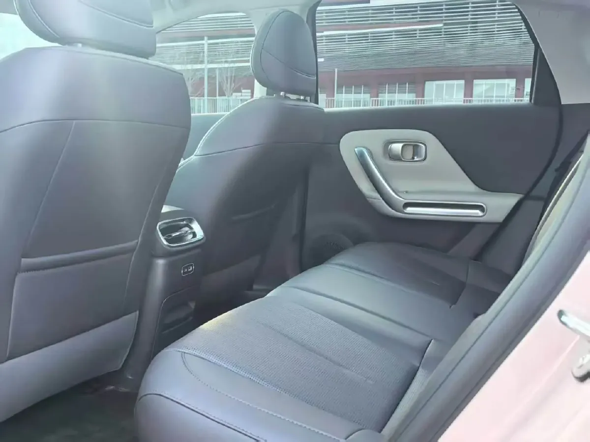 2025 Leapmotor B01 BEV,autocango,china used car exporter,china ev exporter,chinese used car exporter,chinese used ev exporter