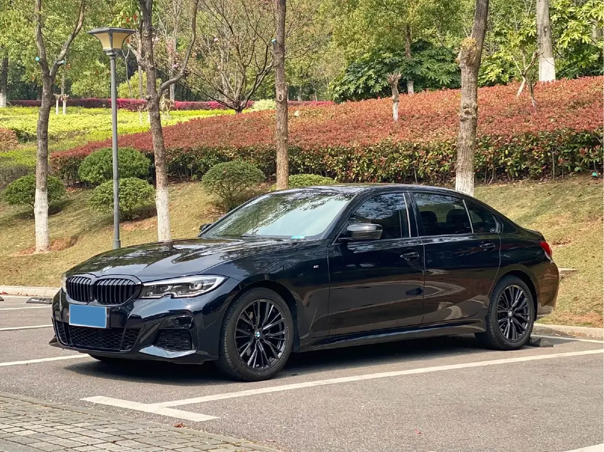 2021 BMW 3 Series 2.0T 184HP L4 8AT
