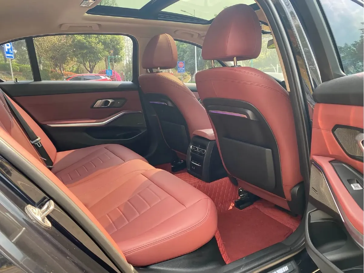 2021 BMW 3 Series 2.0T 184HP L4 8AT,autocango,china used car exporter,china ev exporter,chinese used car exporter,chinese used ev exporter