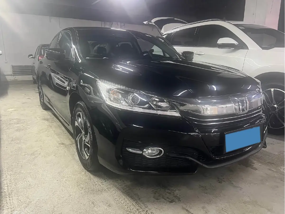 2016 Honda Accord 2.0L 155HP L4 CVT